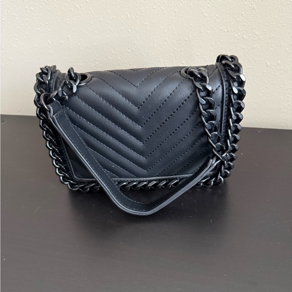ALDO Black Quilted Chevron Crossbody Bag Matte Black Chain Strap - Picture 5 of 15